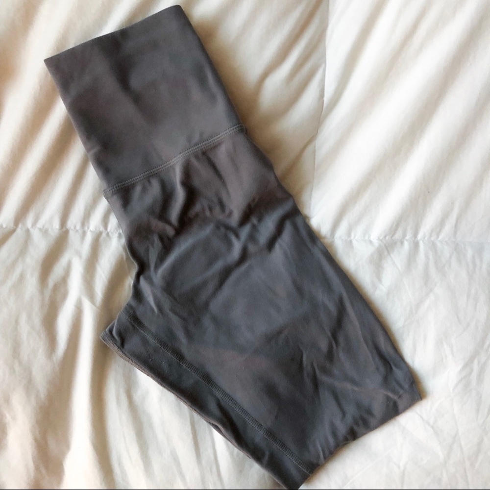Lululemon Leggings - Grey - Great Condition! SOFT